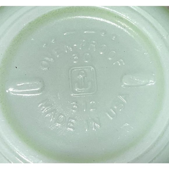 VTG ANCHOR HOCKING GREEN MILK GLASS USA MADE D HANDLE 3.5" TALL OVENPROOF - Picture 5 of 5